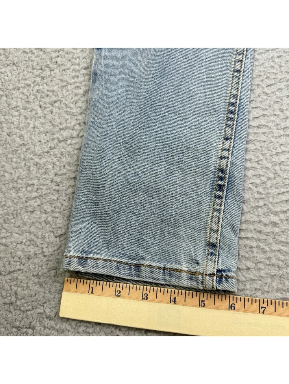 Levis nwt excellent